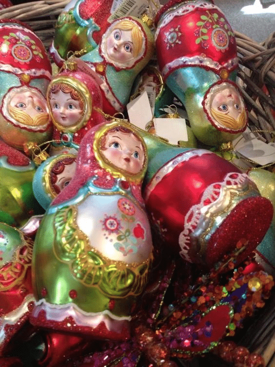 Tradiční ruské vánoční ozdoby - matrjošky.
