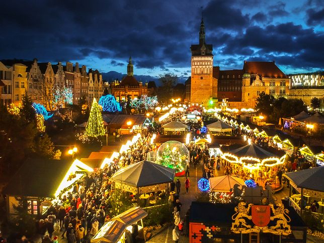 Malebné vánoční trhy v Gdaňsku.