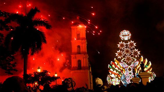 Vánoční oslavy u kubánského kostela.